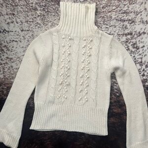 Ellemenno Cream Cabled Turtleneck Sweater
